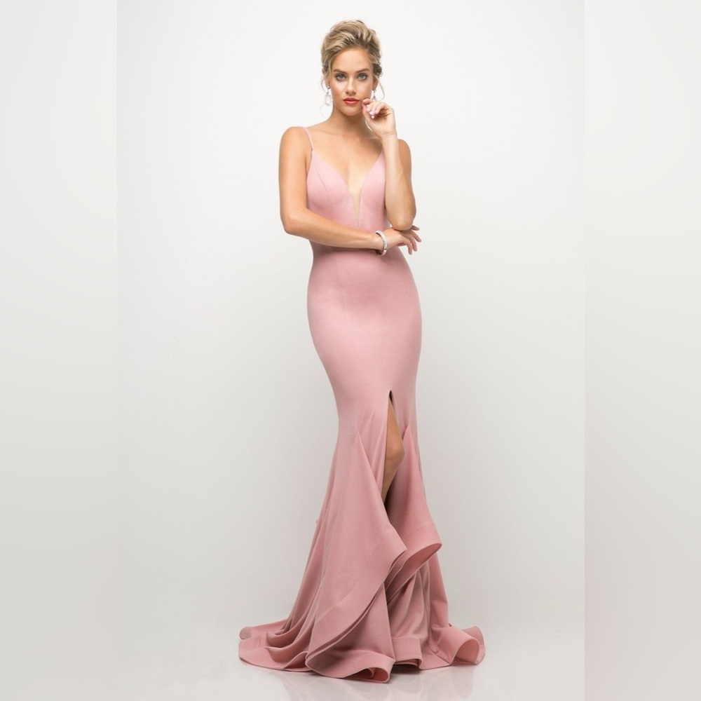 Formal evening gown. Dusty Rose stunning body conscious dress. Small.